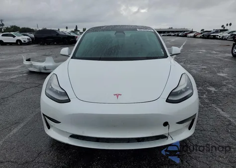 2020 Tesla Model 3 z USA, uszkodzony, nr VIN 5YJ3E1EB1LF711291